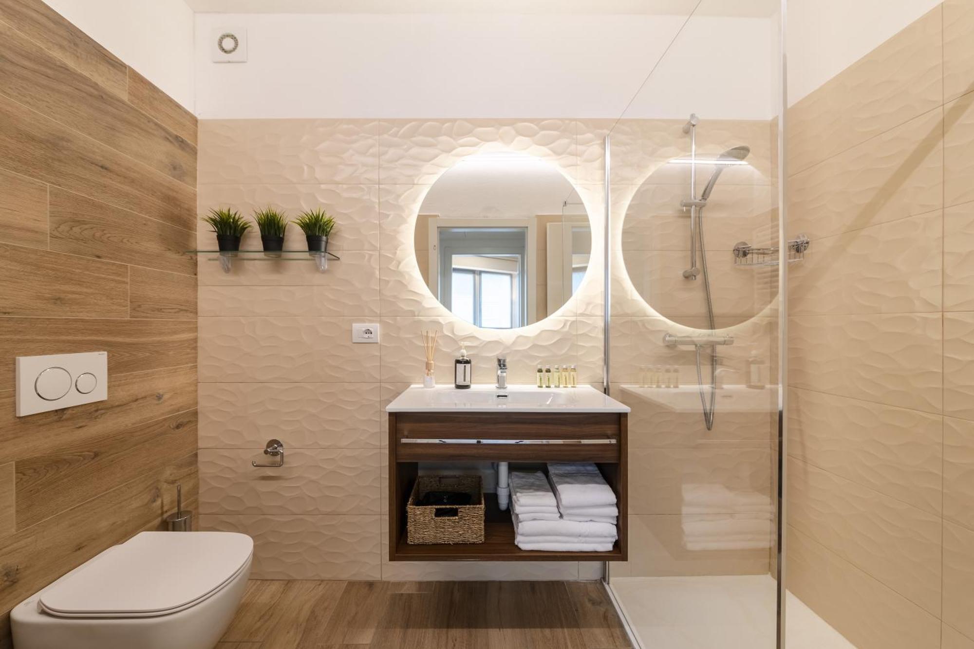 Boutique Apartments By Annalisa Torbole Sul Garda Exterior photo