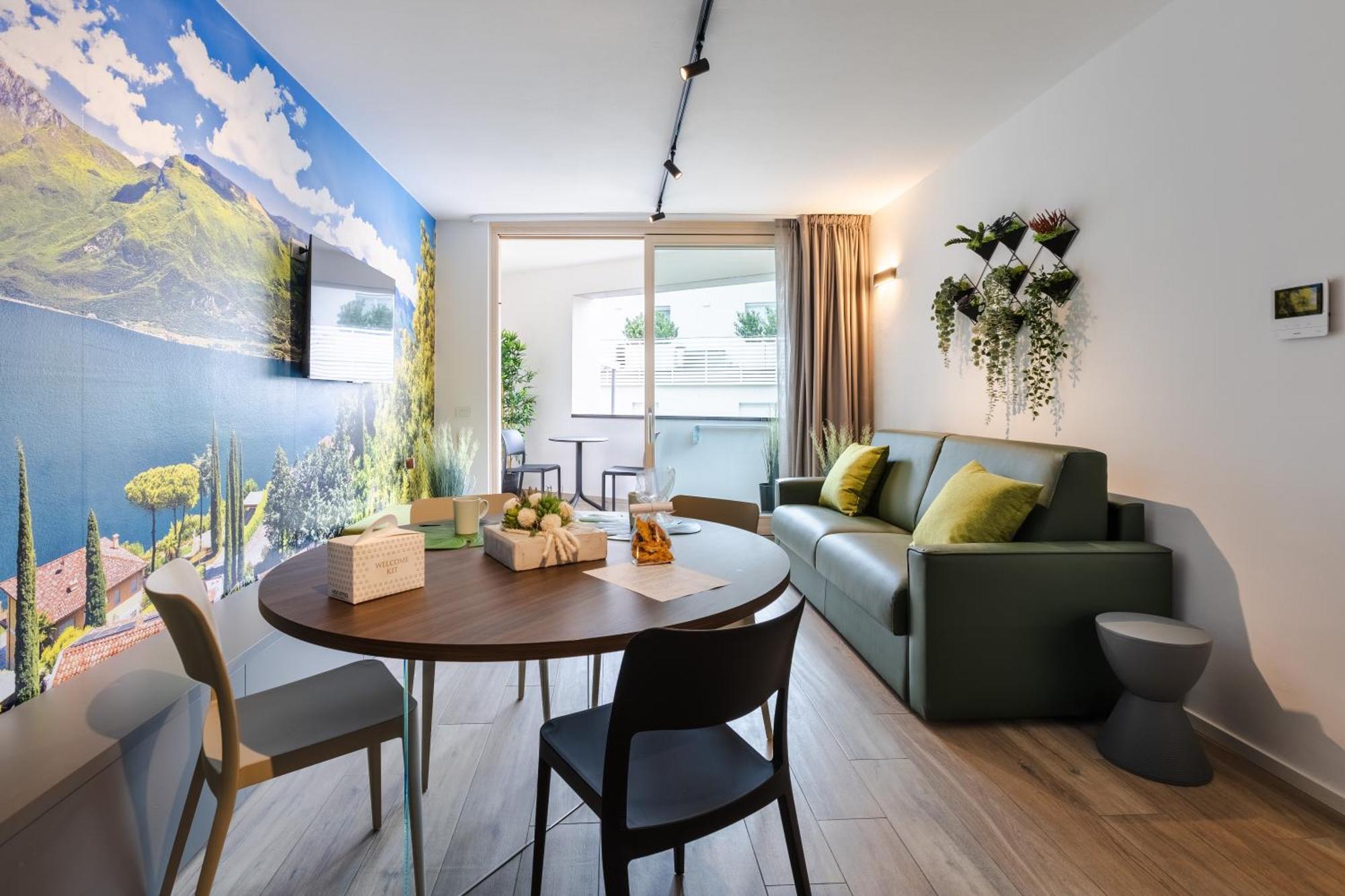 Boutique Apartments By Annalisa Torbole Sul Garda Exterior photo
